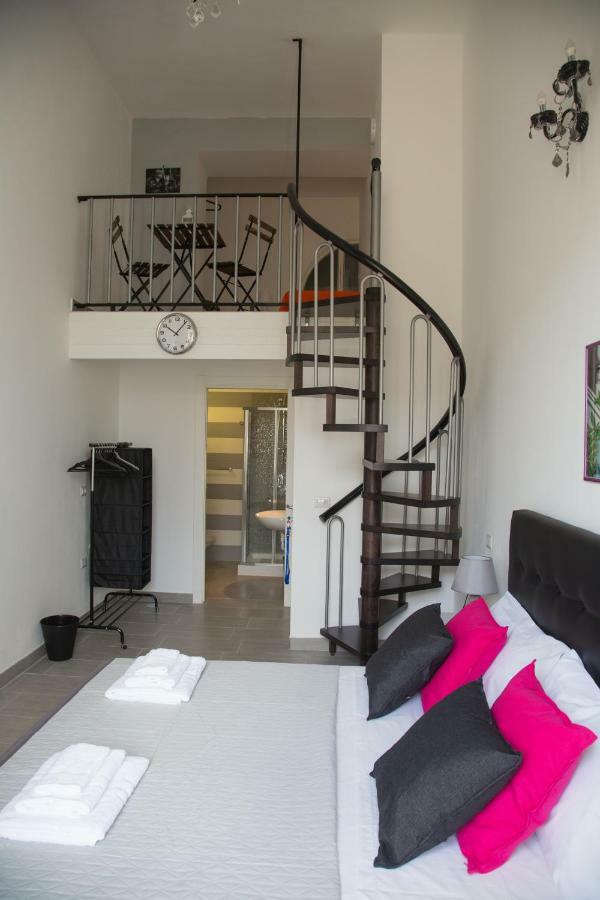 Vesuvius Luxury Suites Naples Extérieur photo