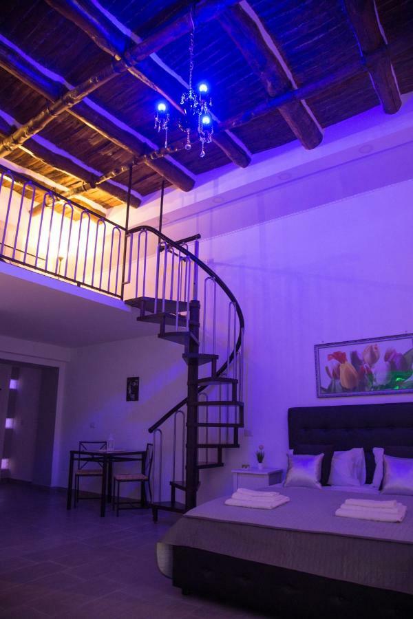 Vesuvius Luxury Suites Naples Extérieur photo