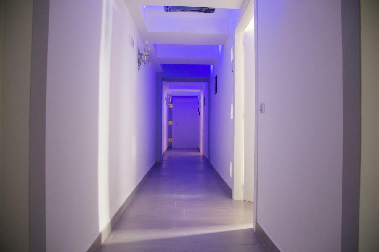 Vesuvius Luxury Suites Naples Extérieur photo