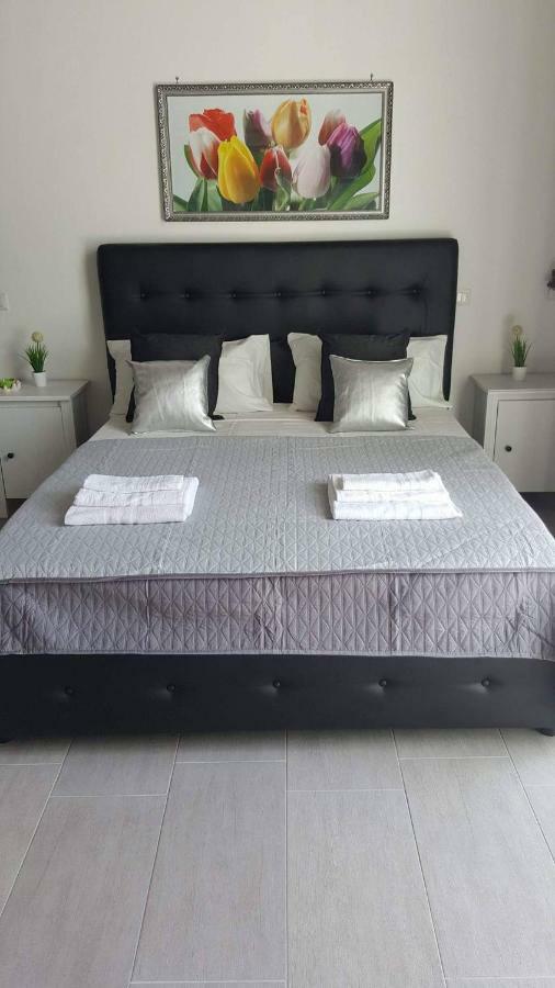 Vesuvius Luxury Suites Naples Extérieur photo